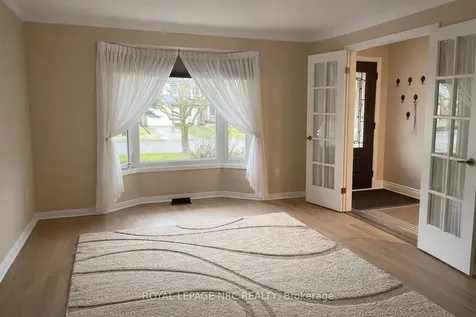 60 Millbridge Crescent Pelham ON L3E 0E8