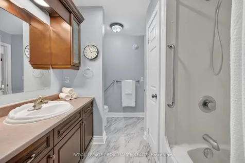 18 South Murray Street Quinte West ON K8V 1Y3