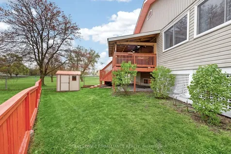 18 South Murray Street Quinte West ON K8V 1Y3