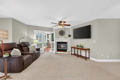 18 South Murray Street Quinte West ON K8V 1Y3