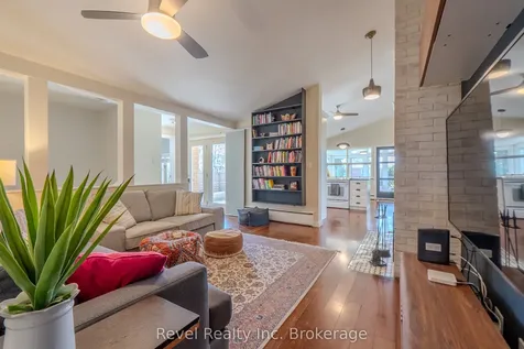 905 Pinewood Road North Bay ON P1B 4P2