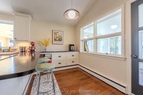 905 Pinewood Road North Bay ON P1B 4P2