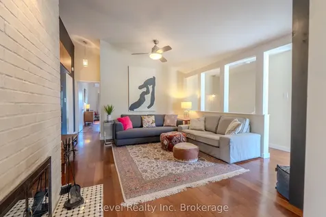 905 Pinewood Road North Bay ON P1B 4P2