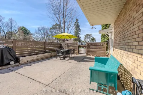 905 Pinewood Road North Bay ON P1B 4P2