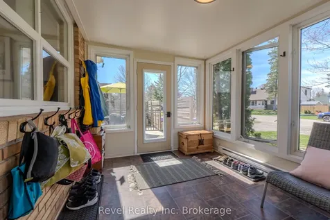 905 Pinewood Road North Bay ON P1B 4P2
