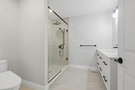 22 Ilderbrook Circle Middlesex Centre ON N0M 2A0