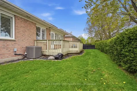 22 Ilderbrook Circle Middlesex Centre ON N0M 2A0