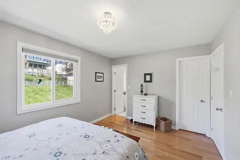 668 Melrose Street Kingston ON K7M 9G8
