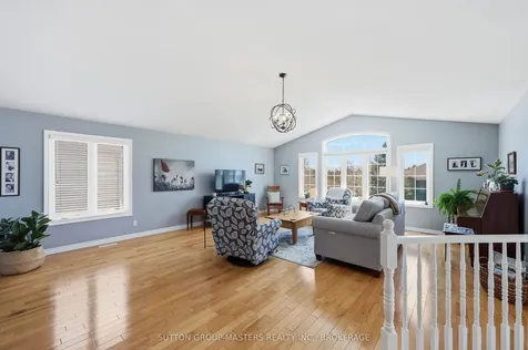 668 Melrose Street Kingston ON K7M 9G8