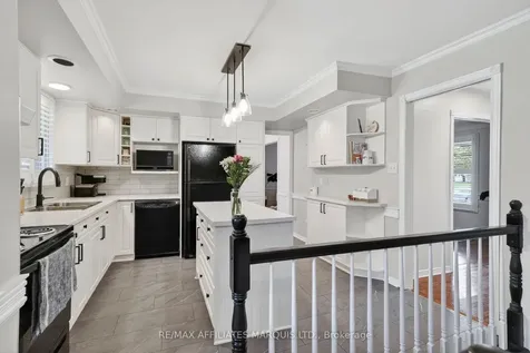 948 Fourth Street E Cornwall ON K6H 2K3