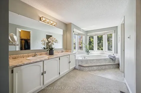 176 Westvale Drive Waterloo ON N2T 1C2