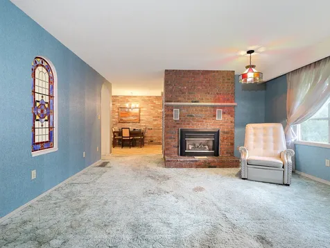 37 Maple Drive Belleville ON K8P 2P8