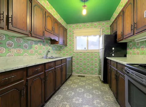 37 Maple Drive Belleville ON K8P 2P8