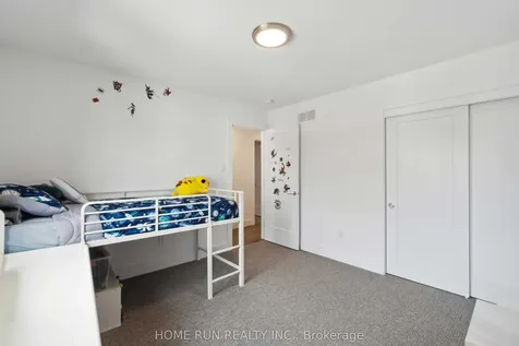 334 Haliburton Heights Kanata ON K2V 0G1