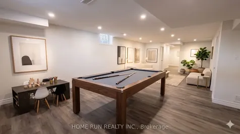 334 Haliburton Heights Kanata ON K2V 0G1