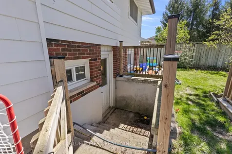 16 Dell Drive Strathroy-caradoc ON N7G 3N5