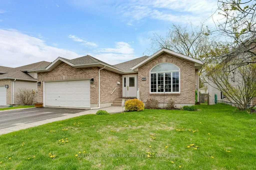 530 Sackville Crescent Kingston ON K7M 8W3