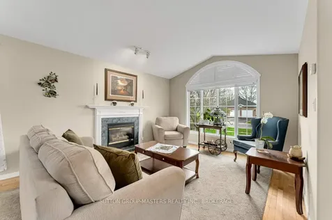 530 Sackville Crescent Kingston ON K7M 8W3
