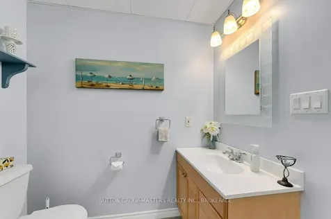 530 Sackville Crescent Kingston ON K7M 8W3