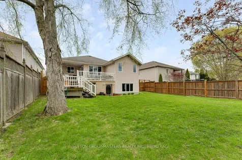 530 Sackville Crescent Kingston ON K7M 8W3