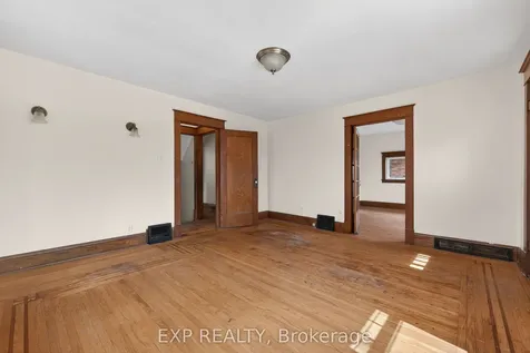 48 Stirling Avenue N Kitchener ON N2H 3G5