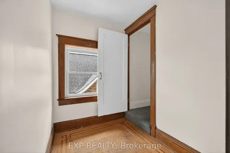 48 Stirling Avenue N Kitchener ON N2H 3G5