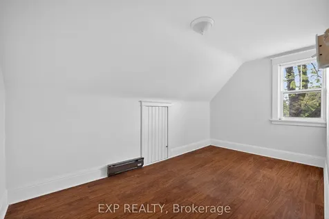 48 Stirling Avenue N Kitchener ON N2H 3G5