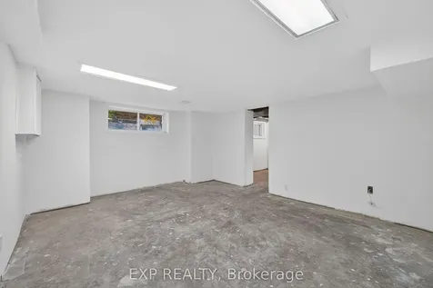 48 Stirling Avenue N Kitchener ON N2H 3G5