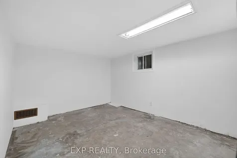 48 Stirling Avenue N Kitchener ON N2H 3G5