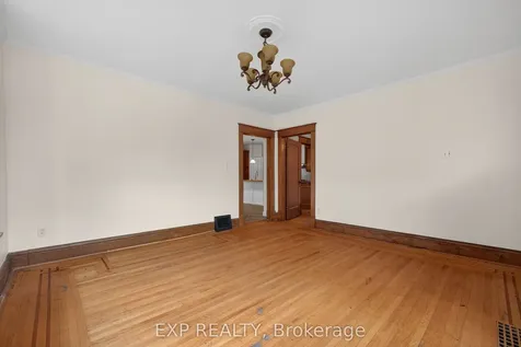 48 Stirling Avenue N Kitchener ON N2H 3G5