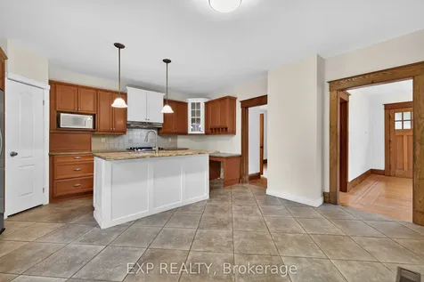 48 Stirling Avenue N Kitchener ON N2H 3G5
