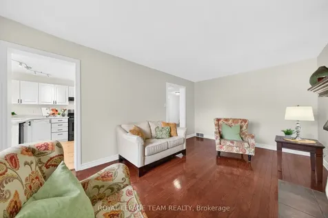 52 Drainie Drive Kanata ON K2L 3J9