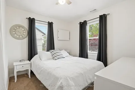 15 Kirk Street St. Catharines ON L2S 1B8