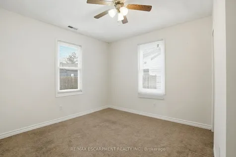 15 Kirk Street St. Catharines ON L2S 1B8