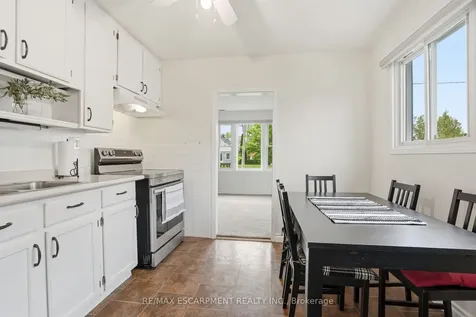 15 Kirk Street St. Catharines ON L2S 1B8