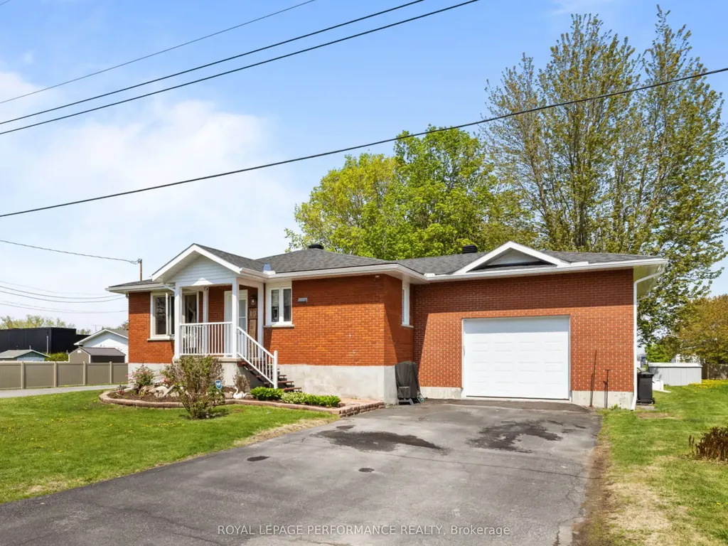 10 Lamoureux Street The Nation ON K0C 2B0