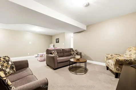 61 Aspen Drive Quinte West ON K8V 0E2
