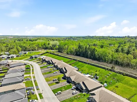 61 Aspen Drive Quinte West ON K8V 0E2