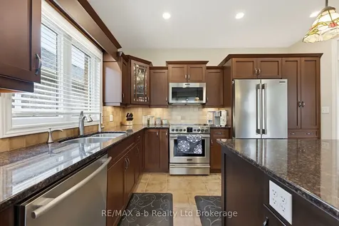 911 Ridgewood Drive Woodstock ON N4T 0B8