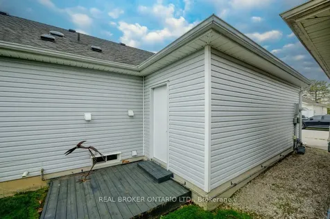 9 Balsam Trail Norfolk ON N0E 1M0