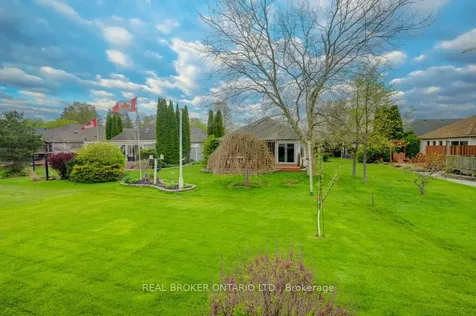 9 Balsam Trail Norfolk ON N0E 1M0