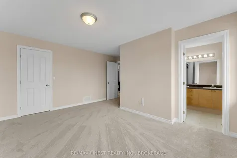 65 Schooner Drive Kingston ON K7K 7K1