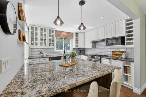 1 Summit Crescent Woodstock ON N4S 7W2