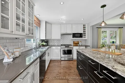 1 Summit Crescent Woodstock ON N4S 7W2