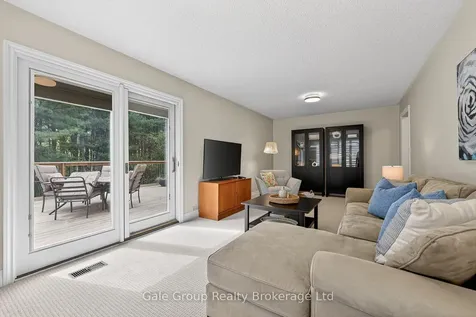 1 Summit Crescent Woodstock ON N4S 7W2