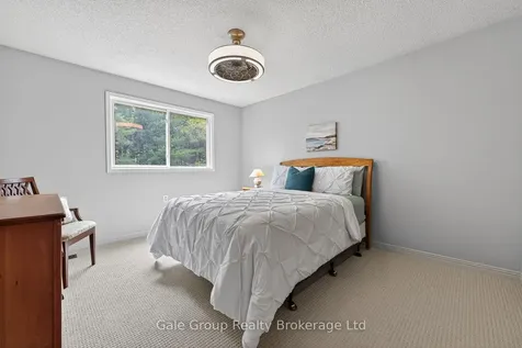 1 Summit Crescent Woodstock ON N4S 7W2