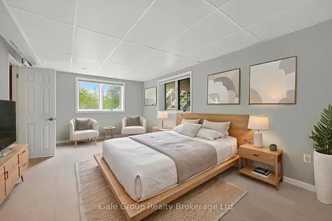 1 Summit Crescent Woodstock ON N4S 7W2