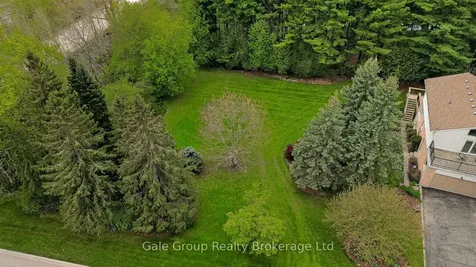 1 Summit Crescent Woodstock ON N4S 7W2