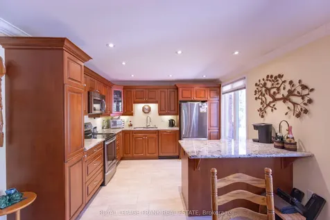 200 East Street S Kawartha Lakes ON K0M 1A0