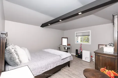 3283 Grove Avenue Fort Erie ON L0S 1N0